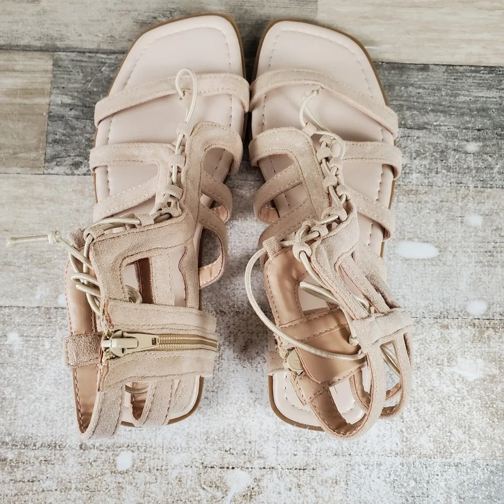 GC Shoes Alma Womens Gladiator Sandal Sz 8 Beige Suede Comfort Open & Square Toe